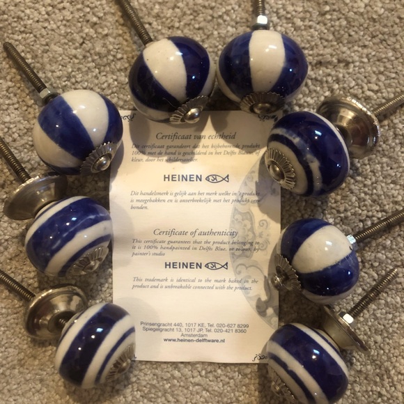 Blue Delft knobs - Picture 2 of 3